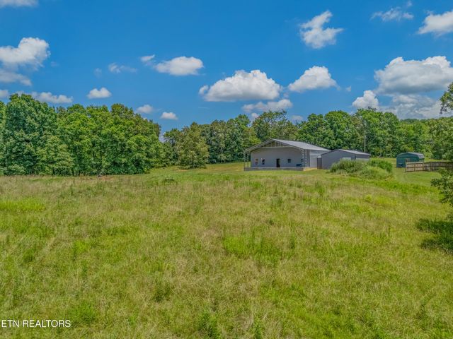 1607 Tom Mccall Rd, Maryville, TN 37801