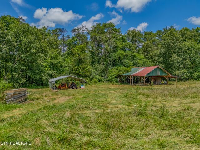 1607 Tom Mccall Rd, Maryville, TN 37801