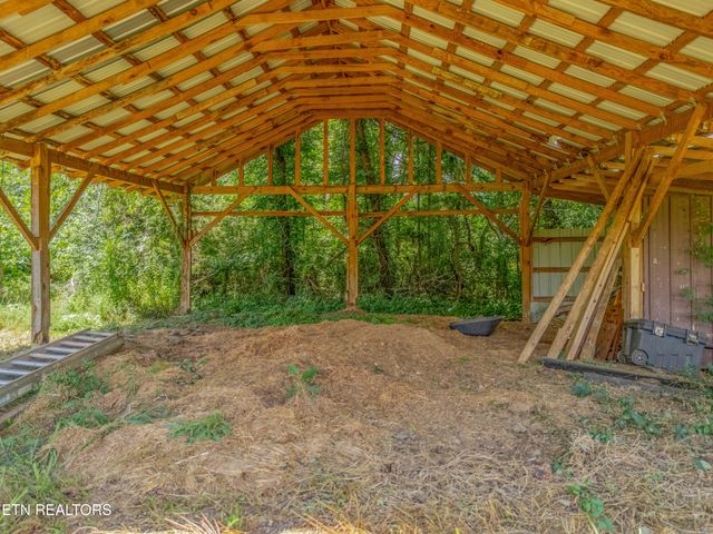 1607 Tom Mccall Rd, Maryville, TN 37801