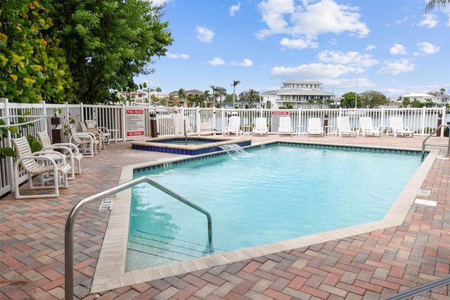 530 S GULFVIEW BOULEVARD 304, Clearwater Beach, FL 33767