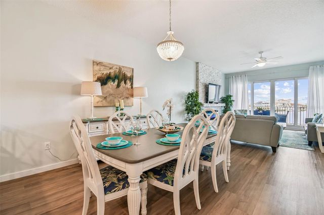 530 S GULFVIEW BOULEVARD 304, Clearwater Beach, FL 33767
