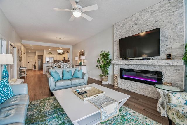 530 S GULFVIEW BOULEVARD 304, Clearwater Beach, FL 33767