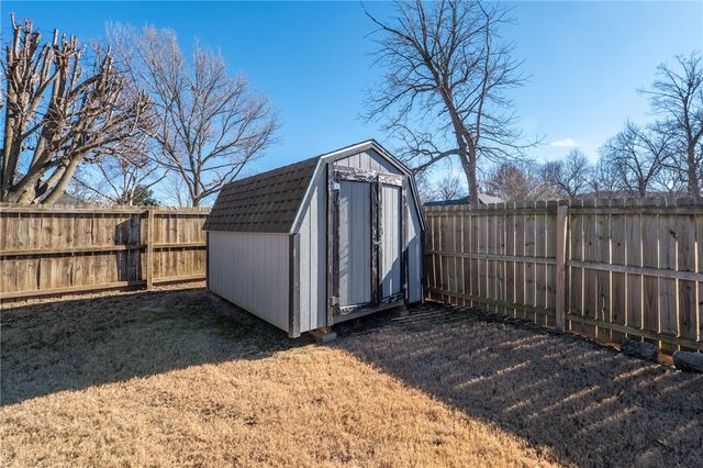 1796 S Harding Place, Fayetteville, AR 72701