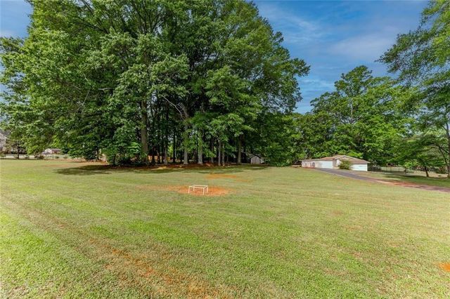 4225 Atlanta Street, Powder Springs, GA 30127