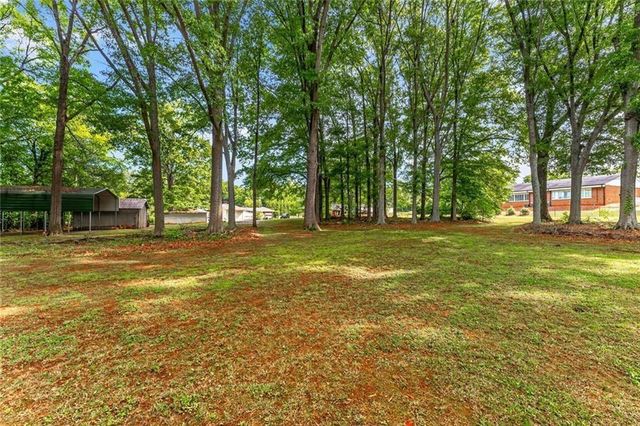 4225 Atlanta Street, Powder Springs, GA 30127