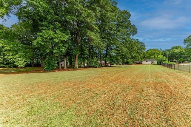 4225 Atlanta Street, Powder Springs, GA 30127