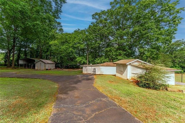 4225 Atlanta Street, Powder Springs, GA 30127
