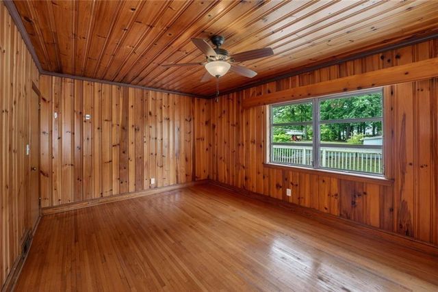 4225 Atlanta Street, Powder Springs, GA 30127