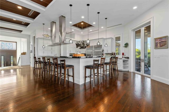 6680 GULF OF MEXICO DRIVE, Longboat Key, FL 34228