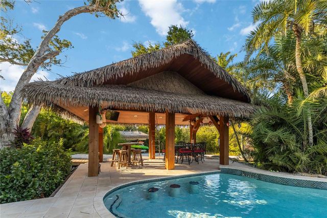 6680 GULF OF MEXICO DRIVE, Longboat Key, FL 34228