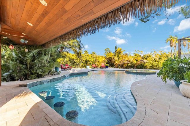 6680 GULF OF MEXICO DRIVE, Longboat Key, FL 34228