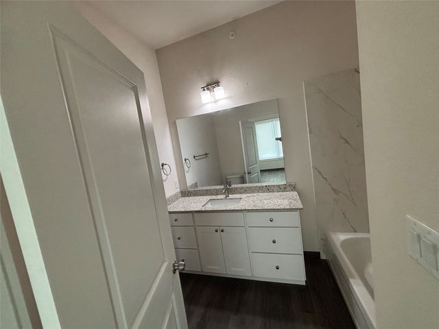 710 Benge Drive 712-G, Arlington, TX 76013