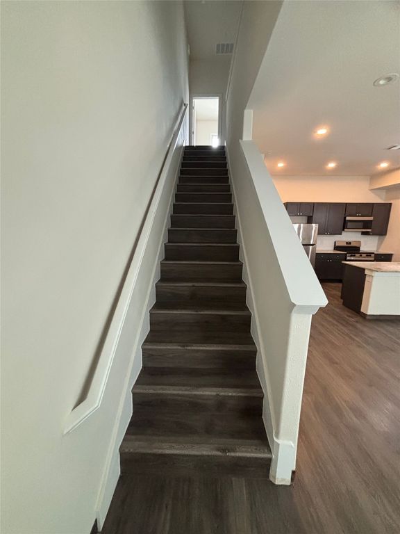 710 Benge Drive 712-G, Arlington, TX 76013