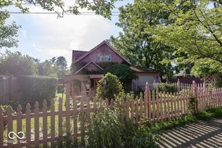 17 S Hough Street, Greenfield, IN 46140