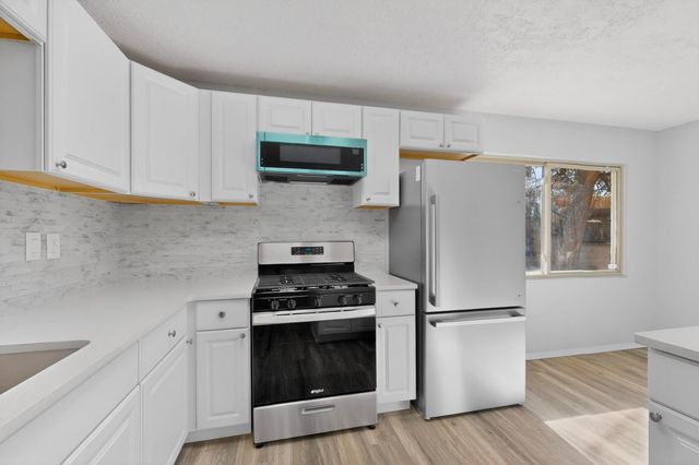 1812 Blume Street NE, Albuquerque, NM 87112