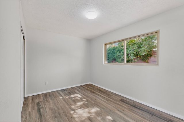 1812 Blume Street NE, Albuquerque, NM 87112