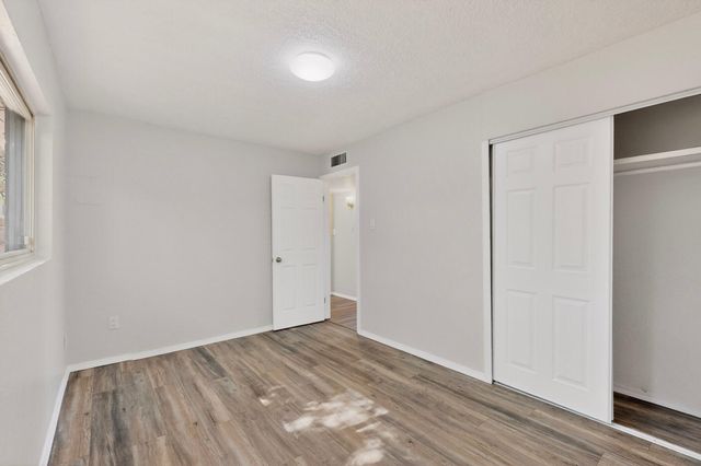 1812 Blume Street NE, Albuquerque, NM 87112