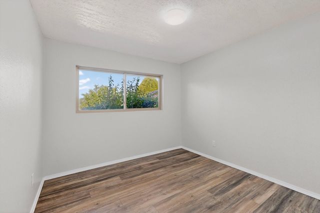 1812 Blume Street NE, Albuquerque, NM 87112