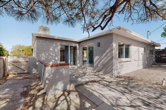 1812 Blume Street NE, Albuquerque, NM 87112