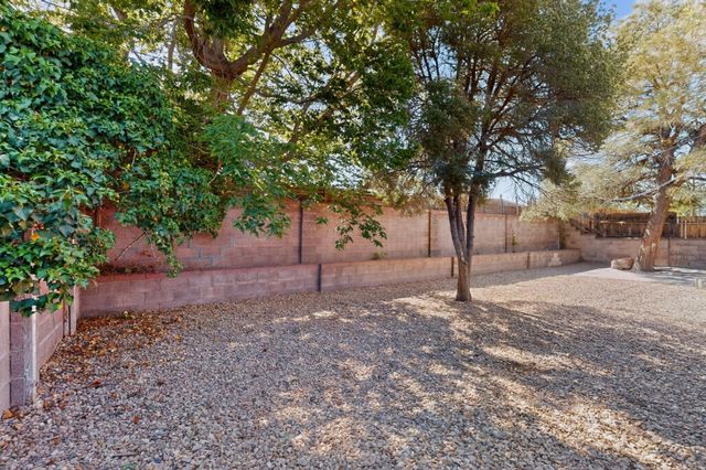 1812 Blume Street NE, Albuquerque, NM 87112