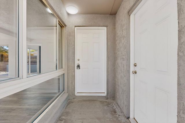 1812 Blume Street NE, Albuquerque, NM 87112