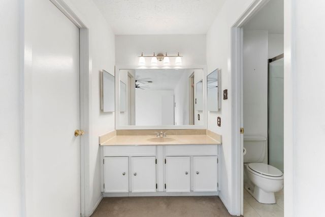 10006 Wren Street, La Porte, TX 77571