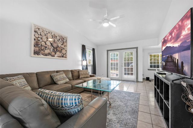 1811 Vatican Lane, Dallas, TX 75224