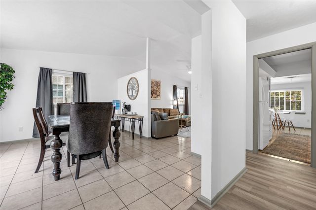 1811 Vatican Lane, Dallas, TX 75224