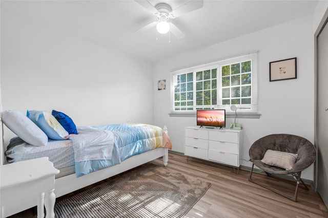 1811 Vatican Lane, Dallas, TX 75224