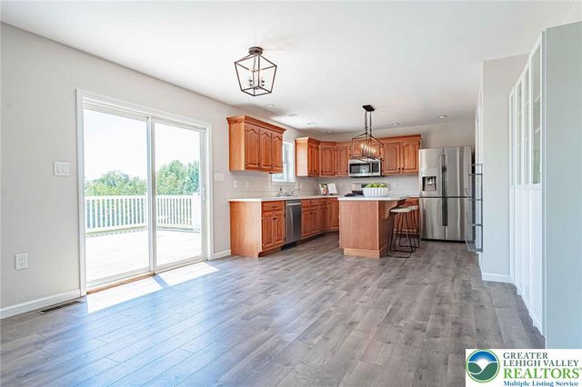 385 Farmington Road, Upper Macungie Twp, PA 18031