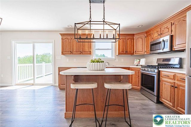 385 Farmington Road, Upper Macungie Twp, PA 18031