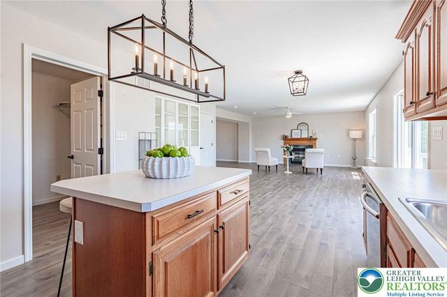 385 Farmington Road, Upper Macungie Twp, PA 18031