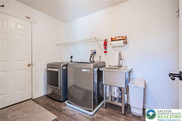 385 Farmington Road, Upper Macungie Twp, PA 18031