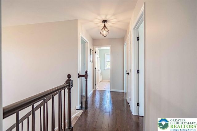 385 Farmington Road, Upper Macungie Twp, PA 18031