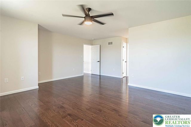 385 Farmington Road, Upper Macungie Twp, PA 18031