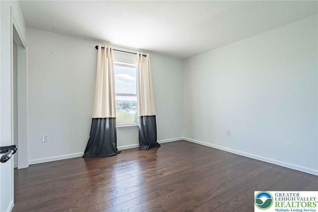 385 Farmington Road, Upper Macungie Twp, PA 18031