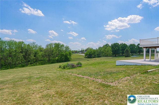 385 Farmington Road, Upper Macungie Twp, PA 18031