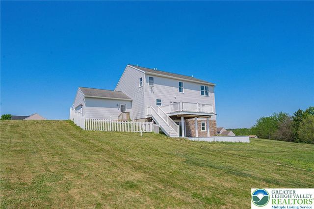 385 Farmington Road, Upper Macungie Twp, PA 18031