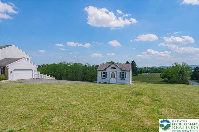 385 Farmington Road, Upper Macungie Twp, PA 18031