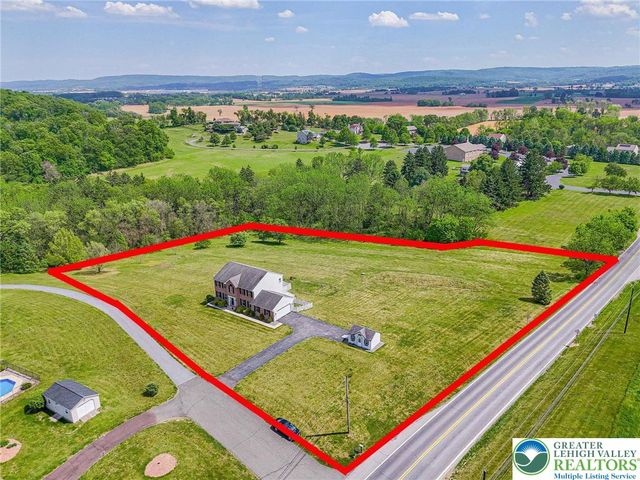 385 Farmington Road, Upper Macungie Twp, PA 18031