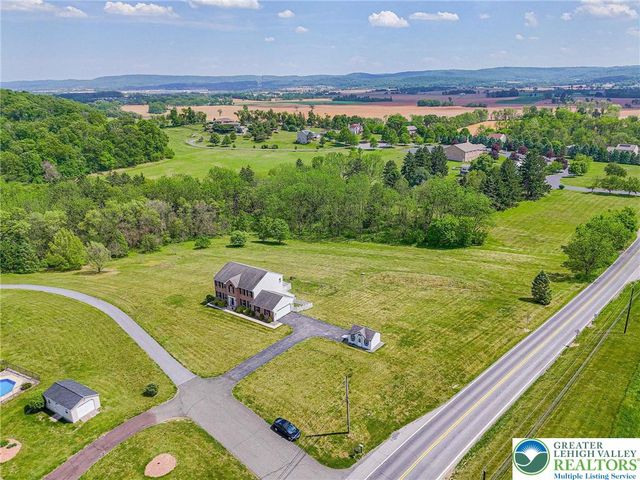 385 Farmington Road, Upper Macungie Twp, PA 18031