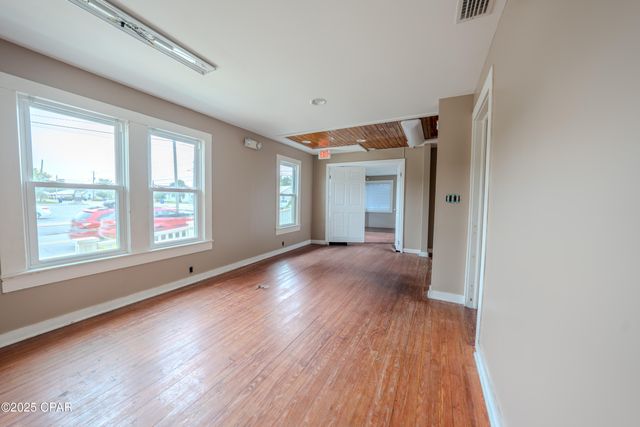 757 Jenks Avenue, Panama City, FL 32401