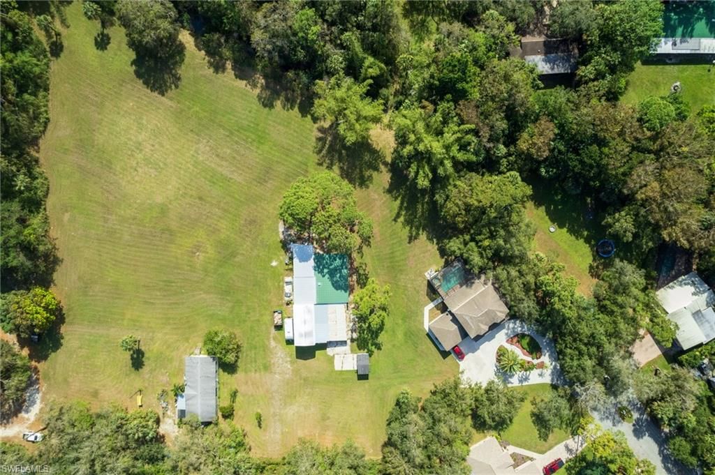 11203 Butler DR, BONITA SPRINGS, FL 34135 — photo 2
