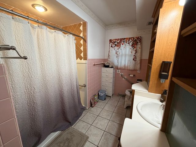 4019 5th Street, East Moline, IL 61244