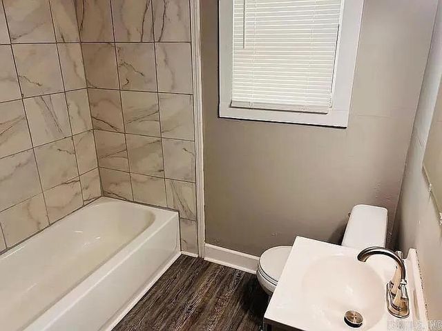 2121 S Fillmore Street, Little Rock, AR 72204