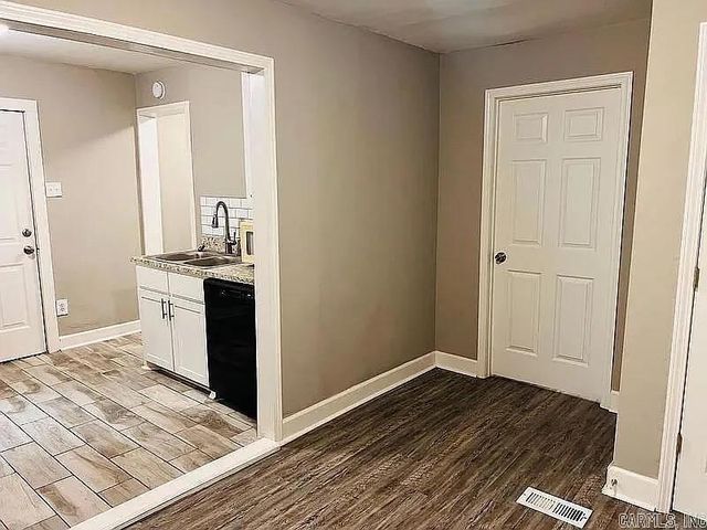 2121 S Fillmore Street, Little Rock, AR 72204