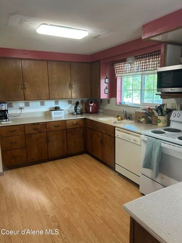 344 N 20th St, St. Maries, ID 83861