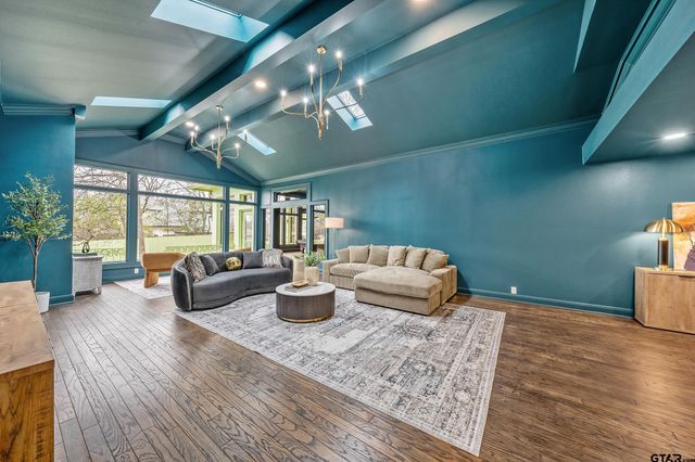 606 Tremont St, Tyler, TX 75701