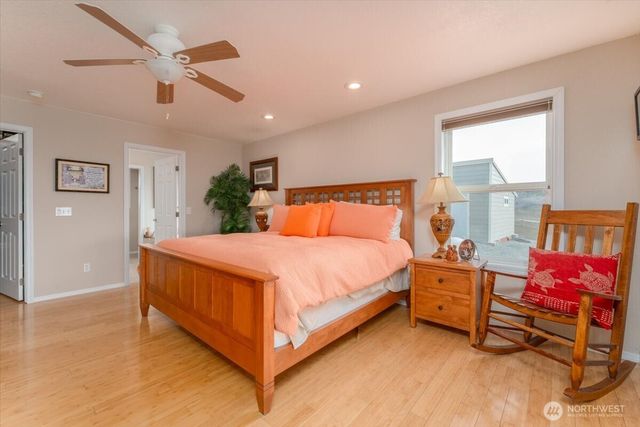 605 Chelan Trails Road, Manson, WA 98831