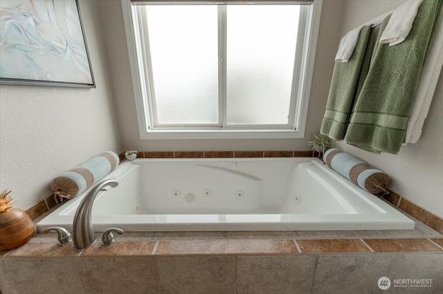 605 Chelan Trails Road, Manson, WA 98831